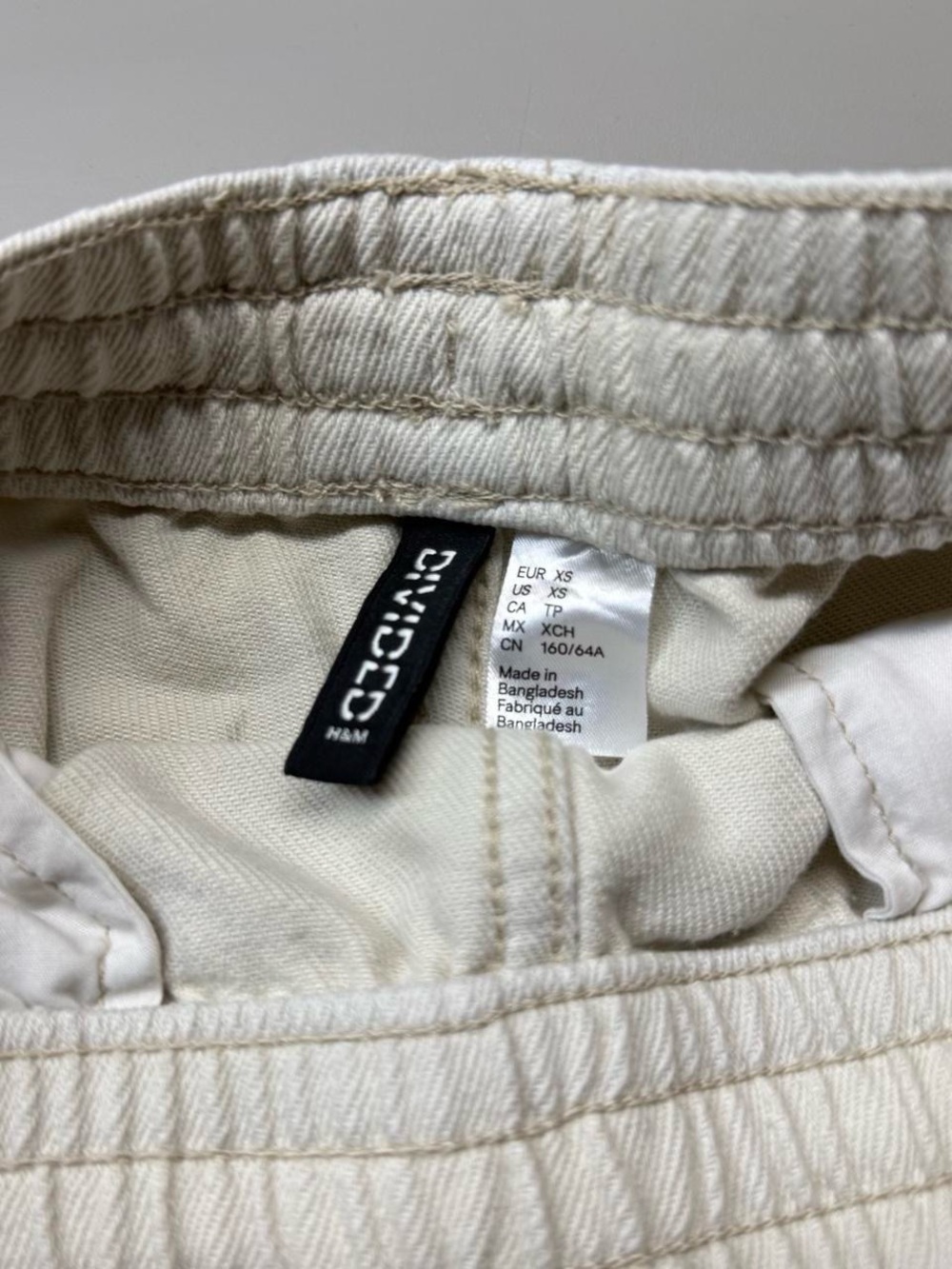 H&M Cream Drawstring Shorts - Picture 2 of 3